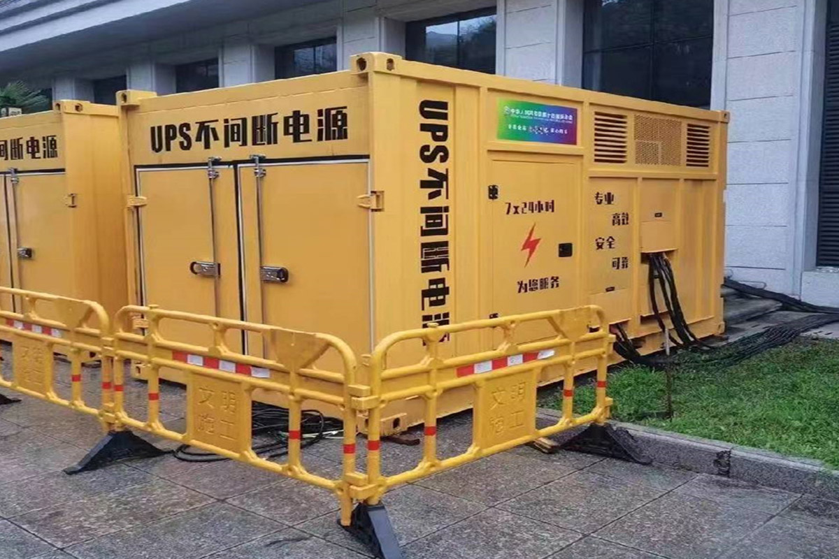 阿里发电机租赁施工现场
